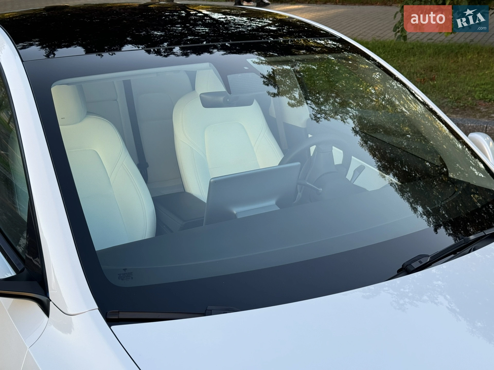 2021 Tesla Model Y - мініатюра 8