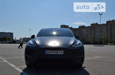 Внедорожник / Кроссовер Tesla Model Y 2022 в Киеве