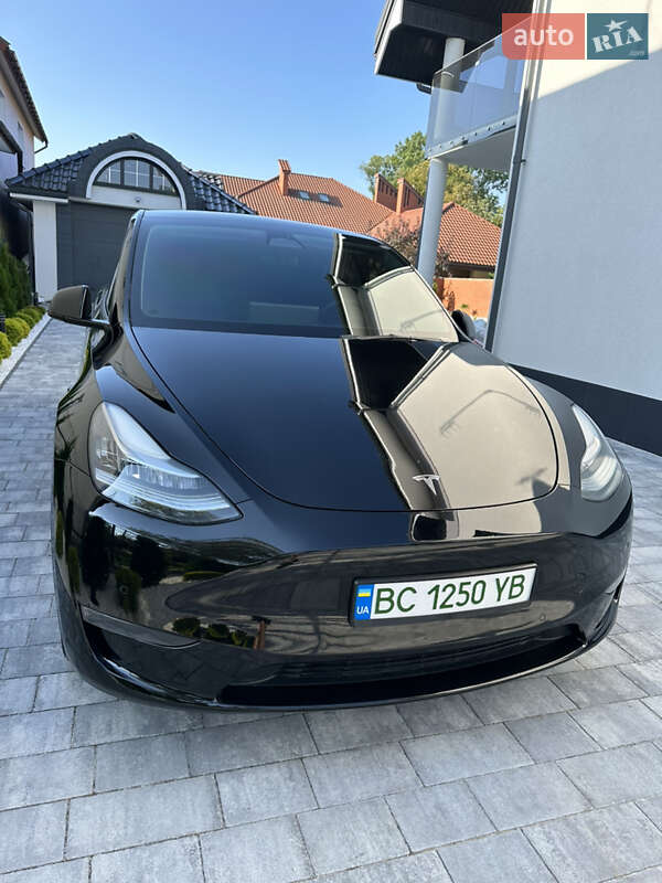 Внедорожник / Кроссовер Tesla Model Y 2021 в Дрогобыче