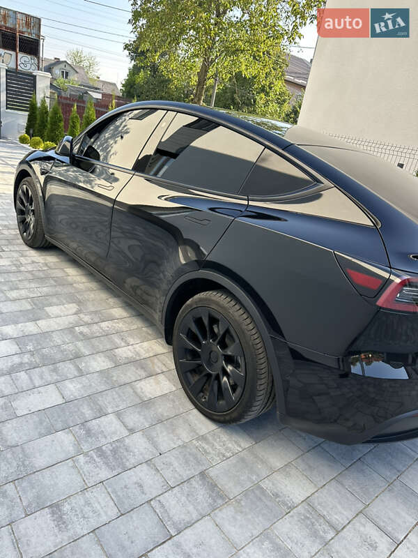 Внедорожник / Кроссовер Tesla Model Y 2021 в Дрогобыче