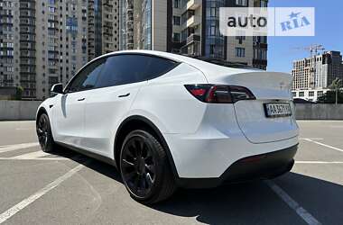 Позашляховик / Кросовер Tesla Model Y 2022 в Києві