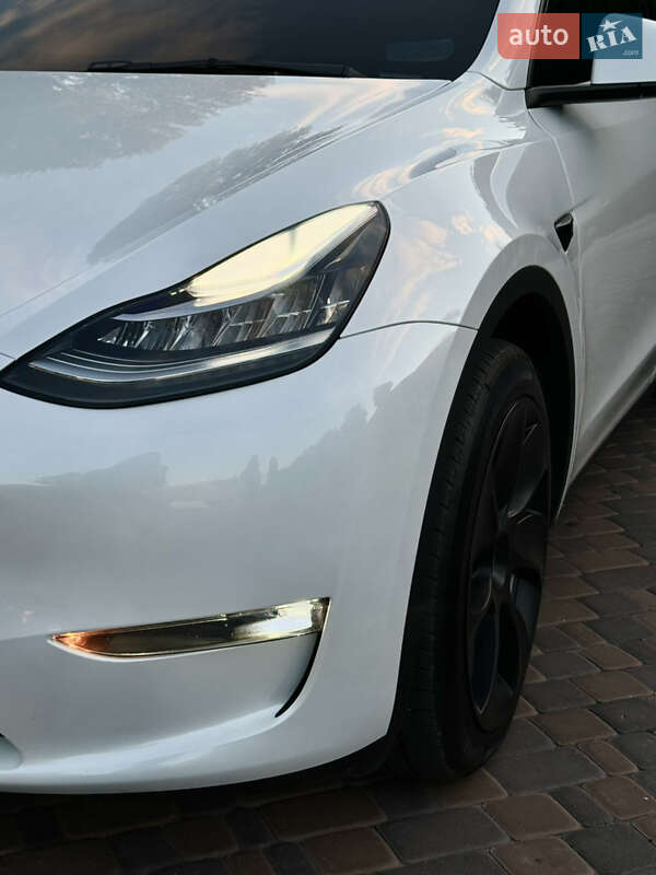 Позашляховик / Кросовер Tesla Model Y 2023 в Броварах