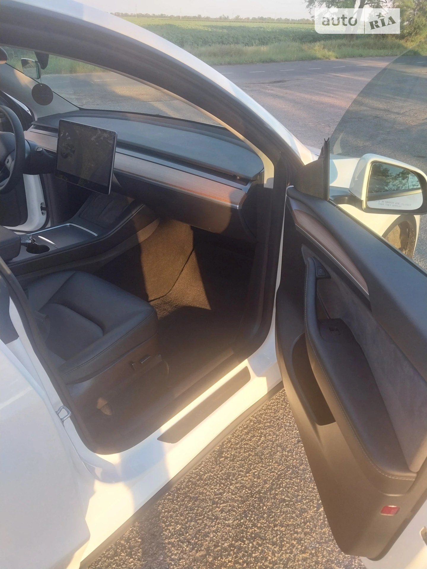 2023 Tesla Model Y - мініатюра 6
