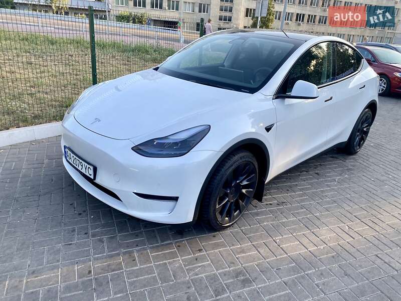 Внедорожник / Кроссовер Tesla Model Y 2022 в 