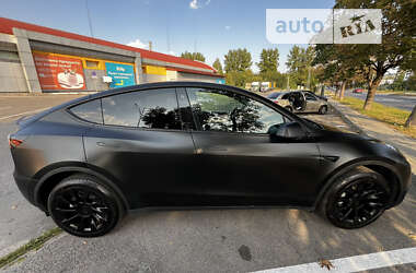 Внедорожник / Кроссовер Tesla Model Y 2023 в 