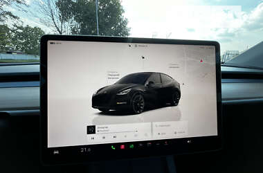Внедорожник / Кроссовер Tesla Model Y 2023 в 