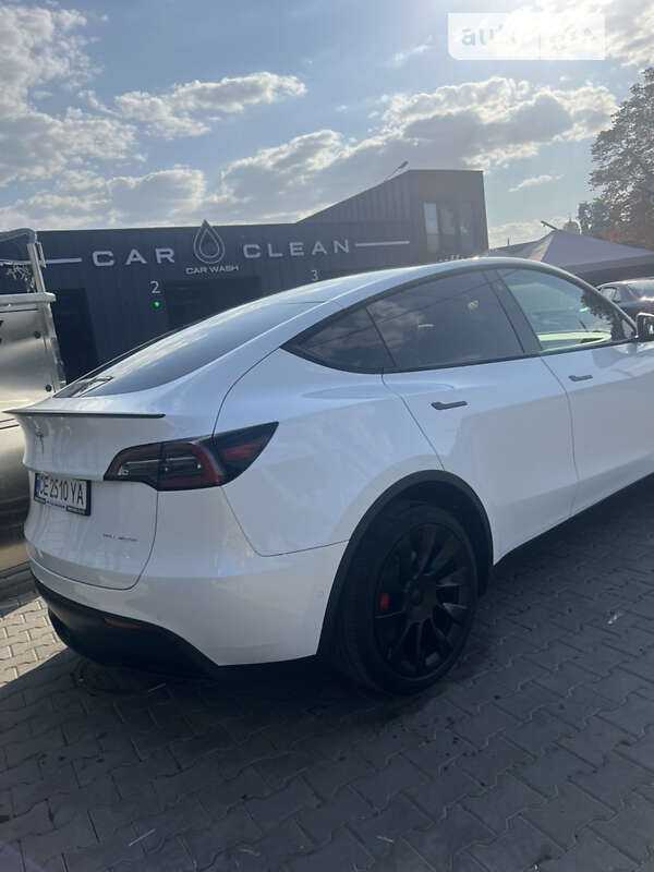 Позашляховик / Кросовер Tesla Model Y 2022 в Чернівцях фото 5 Позашляховик / Кросовер Tesla Model Y 2022 в Чернівцях