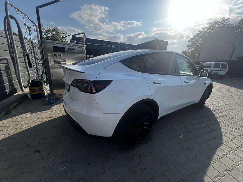 Позашляховик / Кросовер Tesla Model Y 2022 в Чернівцях фото 32 Позашляховик / Кросовер Tesla Model Y 2022 в Чернівцях