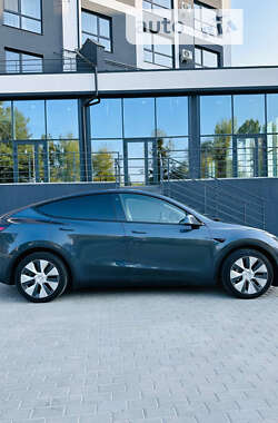 Tesla Model Y 2022 Tesla Model Y 2022