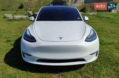 Tesla Model Y 2020
