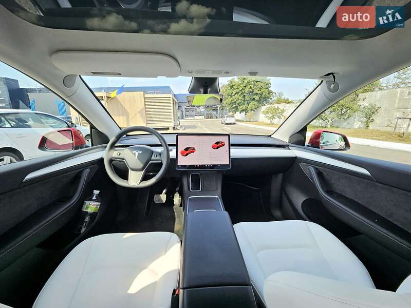Позашляховик / Кросовер Tesla Model Y 2023 в Києві
