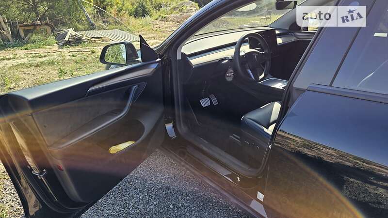 Позашляховик / Кросовер Tesla Model Y 2023 в Луцьку