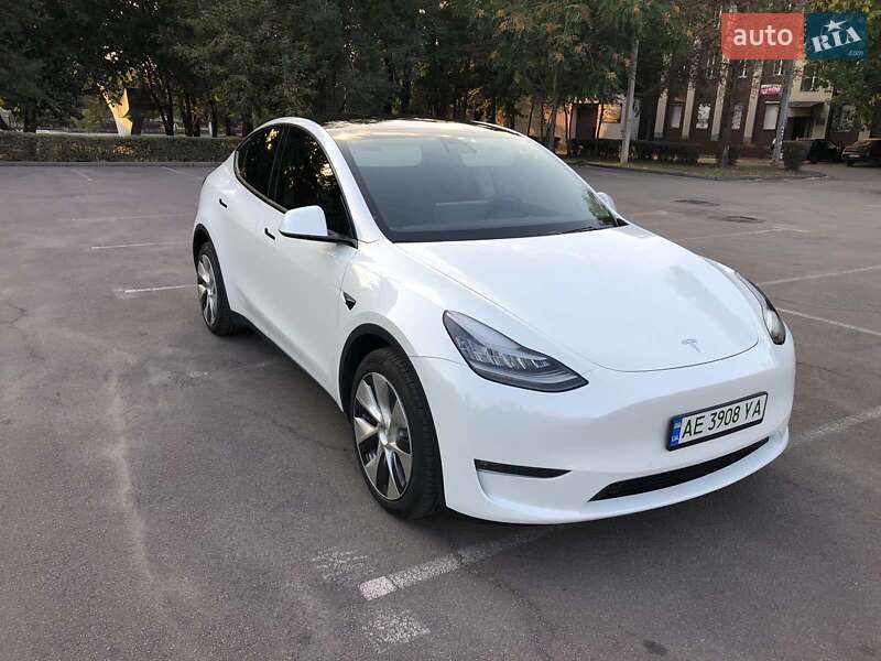 Внедорожник / Кроссовер Tesla Model Y 2020 в Каменском
