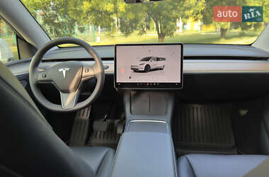 Внедорожник / Кроссовер Tesla Model Y 2023 в Днепре