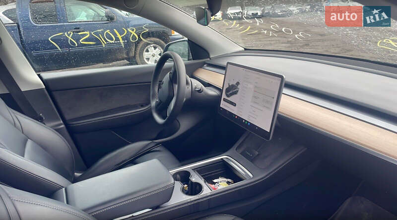 Внедорожник / Кроссовер Tesla Model Y 2021 в Змиеве фото 23 Внедорожник / Кроссовер Tesla Model Y 2021 в Змиеве