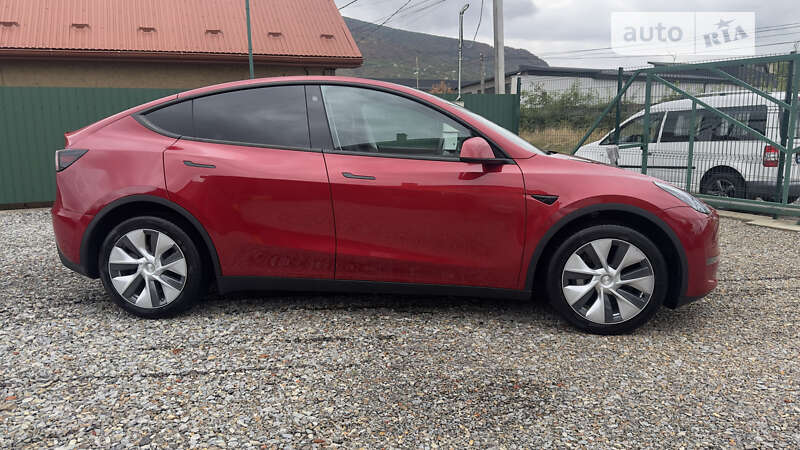 Позашляховик / Кросовер Tesla Model Y 2023 в Виноградові фото 4 Позашляховик / Кросовер Tesla Model Y 2023 в Виноградові