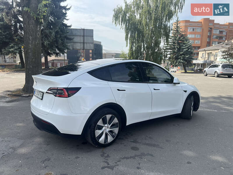 Внедорожник / Кроссовер Tesla Model Y 2020 в Тернополе