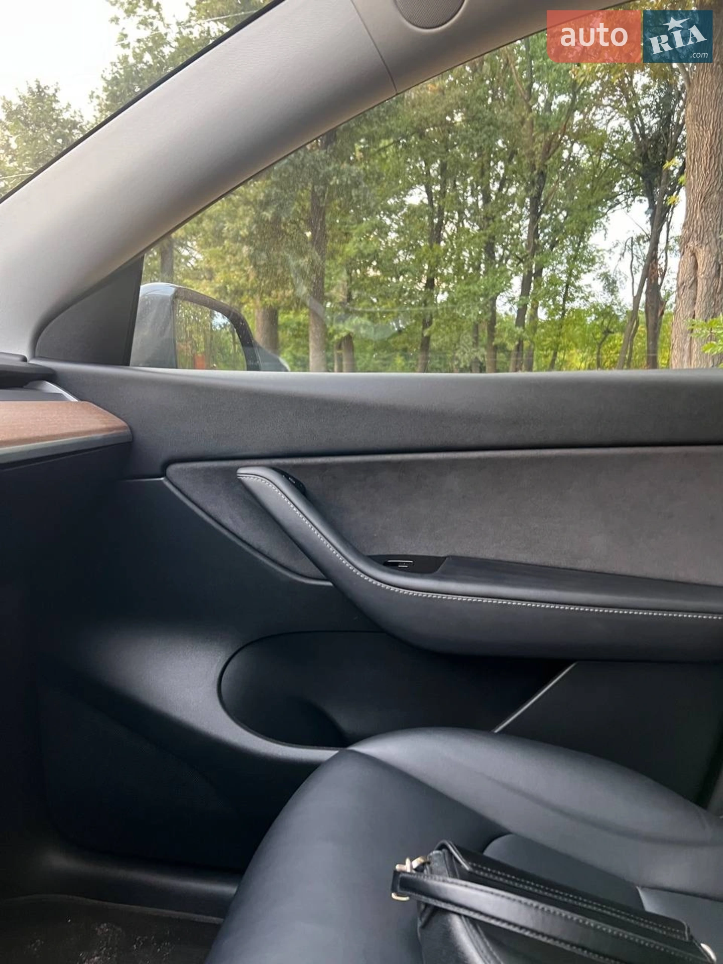 2020 Tesla Model Y - мініатюра 16