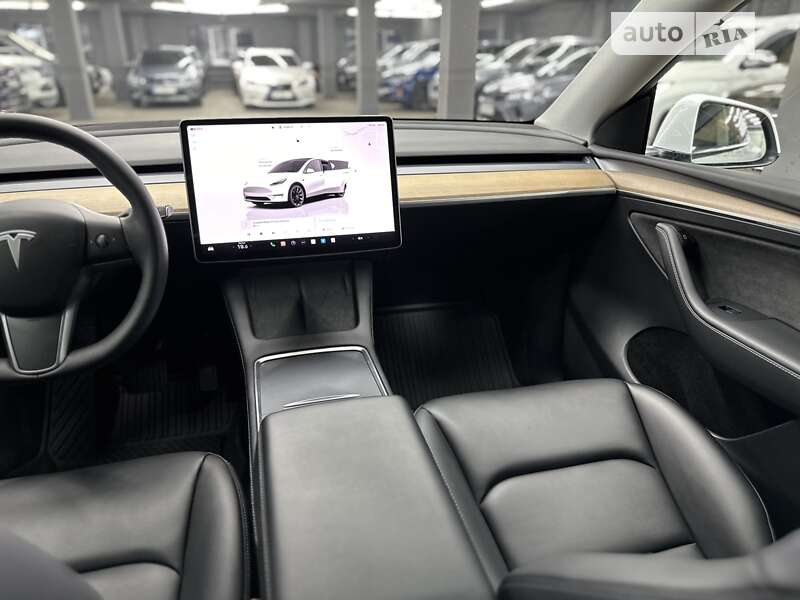 Внедорожник / Кроссовер Tesla Model Y 2022 в Харькове