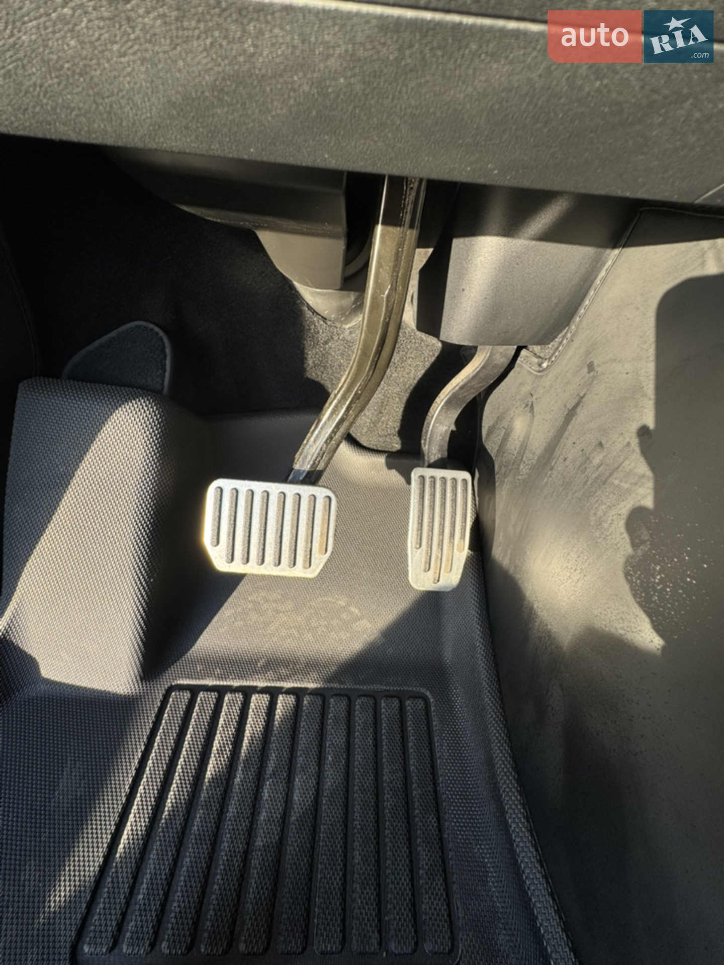 2023 Tesla Model Y - мініатюра 11