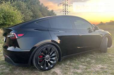 Tesla Model Y 2020