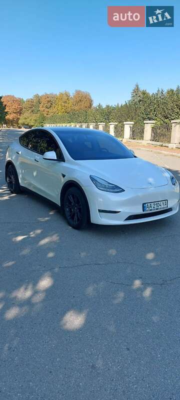 Внедорожник / Кроссовер Tesla Model Y 2020 в Умани