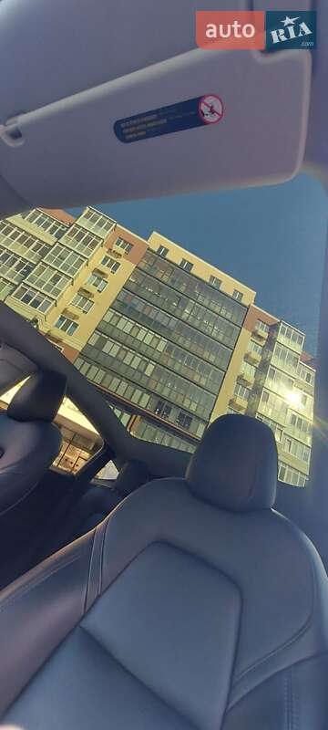 Внедорожник / Кроссовер Tesla Model Y 2020 в Умани