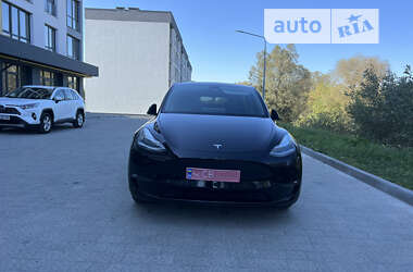 Внедорожник / Кроссовер Tesla Model Y 2021 в Новояворовске