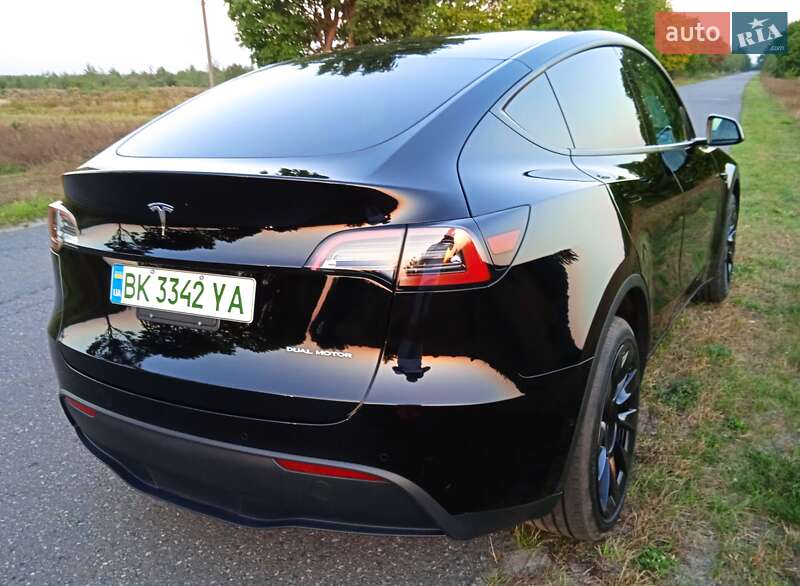 Внедорожник / Кроссовер Tesla Model Y 2022 в Костополе