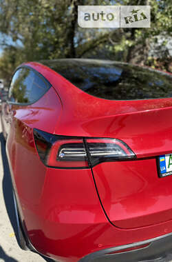 Внедорожник / Кроссовер Tesla Model Y 2022 в 