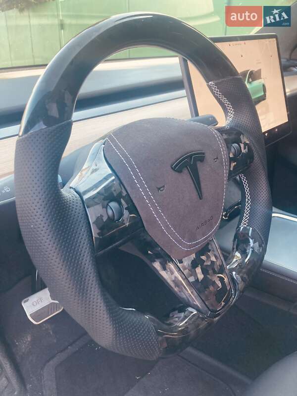 Внедорожник / Кроссовер Tesla Model Y 2023 в Виннице