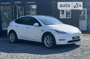 Позашляховик / Кросовер Tesla Model Y 2021 в Львові