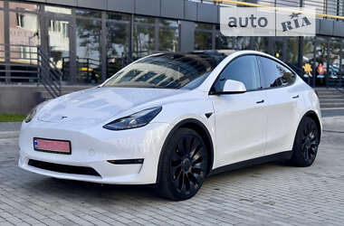 Позашляховик / Кросовер Tesla Model Y 2021 в Львові