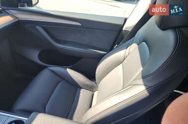 Внедорожник / Кроссовер Tesla Model Y 2023 в 