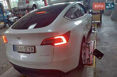 Внедорожник / Кроссовер Tesla Model Y 2021 в 