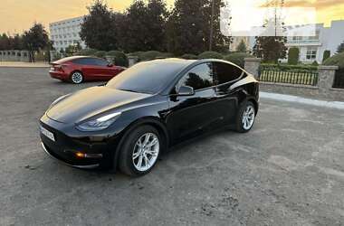 Внедорожник / Кроссовер Tesla Model Y 2021 в Сумах