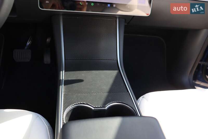 Внедорожник / Кроссовер Tesla Model Y 2020 в Виннице