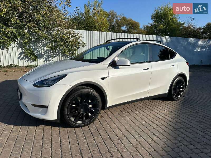 Внедорожник / Кроссовер Tesla Model Y 2021 в Ивано-Франковске