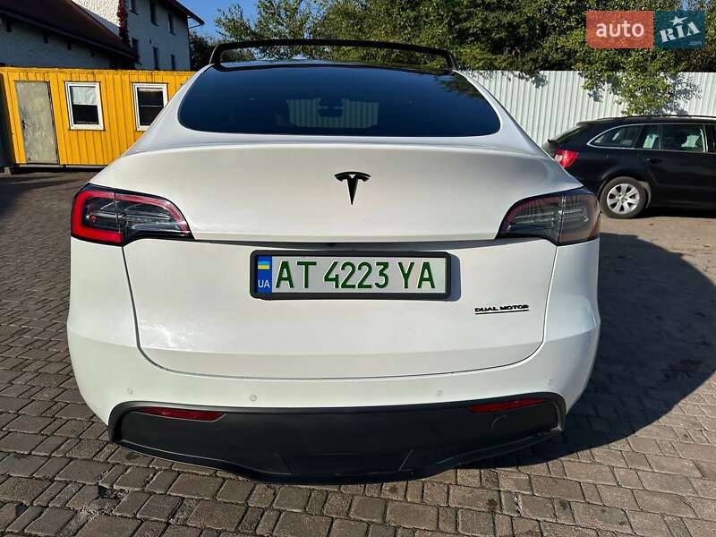 Внедорожник / Кроссовер Tesla Model Y 2021 в Ивано-Франковске