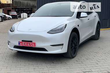 Внедорожник / Кроссовер Tesla Model Y 2021 в Киеве