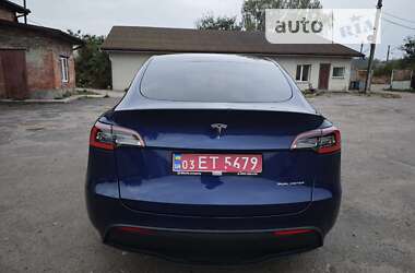 Позашляховик / Кросовер Tesla Model Y 2021 в Києві