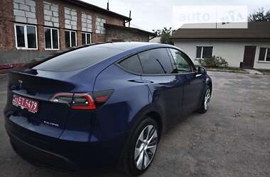 Позашляховик / Кросовер Tesla Model Y 2021 в Києві