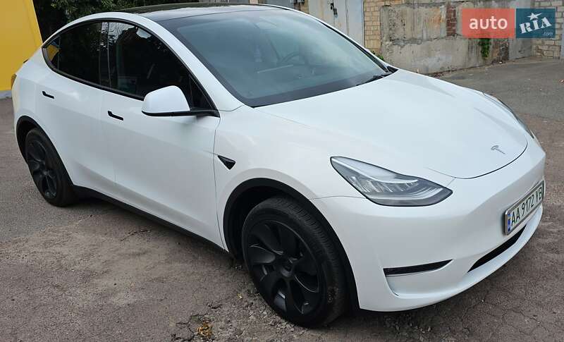 Позашляховик / Кросовер Tesla Model Y 2023 в Києві