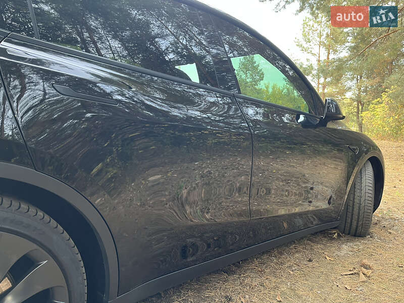 Внедорожник / Кроссовер Tesla Model Y 2021 в Полтаве