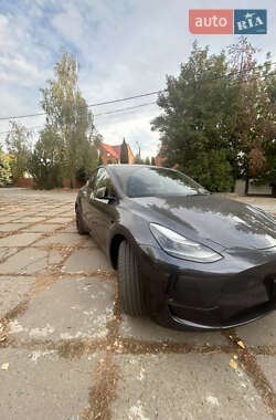 Tesla Model Y 2023 Tesla Model Y 2023
