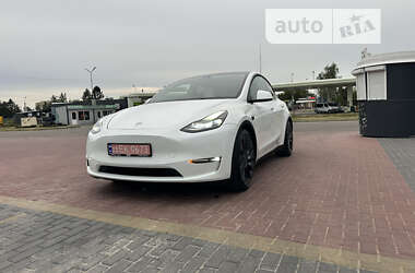 Внедорожник / Кроссовер Tesla Model Y 2021 в Луцке