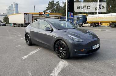 Внедорожник / Кроссовер Tesla Model Y 2023 в Киеве