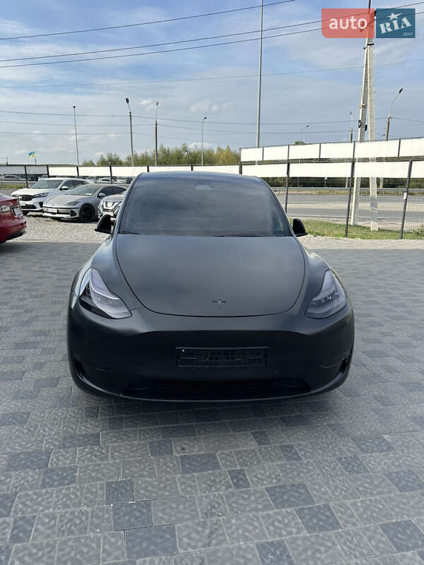 Позашляховик / Кросовер Tesla Model Y 2020 в Тернополі