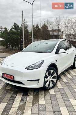 Внедорожник / Кроссовер Tesla Model Y 2021 в Киеве