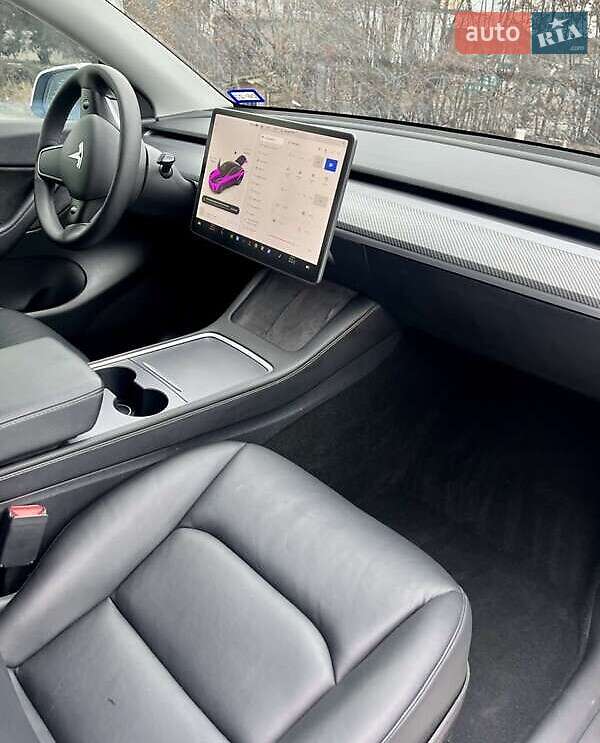 Позашляховик / Кросовер Tesla Model Y 2021 в Києві